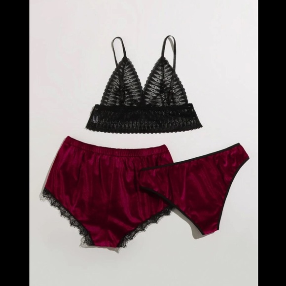 3-Piece, Red & Black, Velvet & Lace, Lingerie Set - Picture 4 of 6